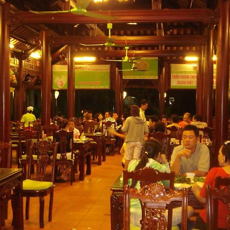 Ngoi Nha Xanh Hotel Da Nang Exterior foto
